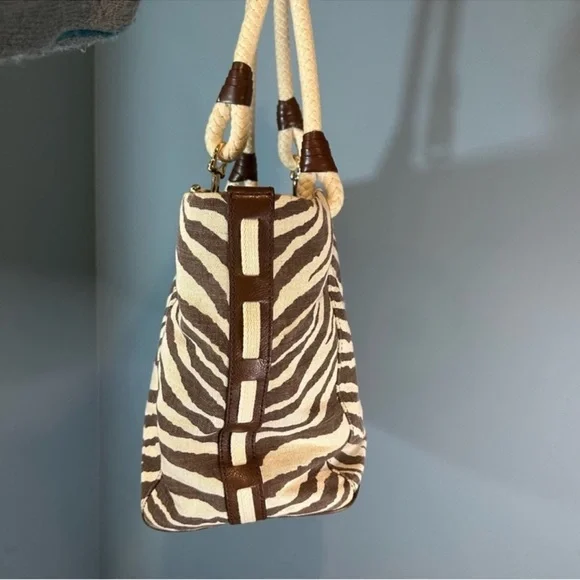 Michael Kors Marina Anchor Rope Tiger Print Shoulder Canvas Tote (+ Dust Bag) - Picture 11 of 12